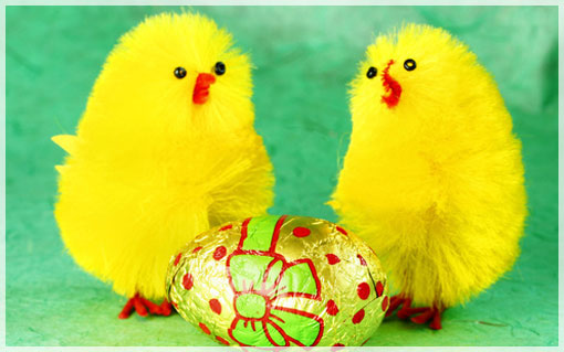 Easter Symbols - Baby Chicks and Egg