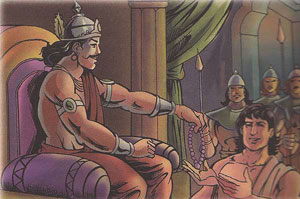 King giving necklace to Shridutt
